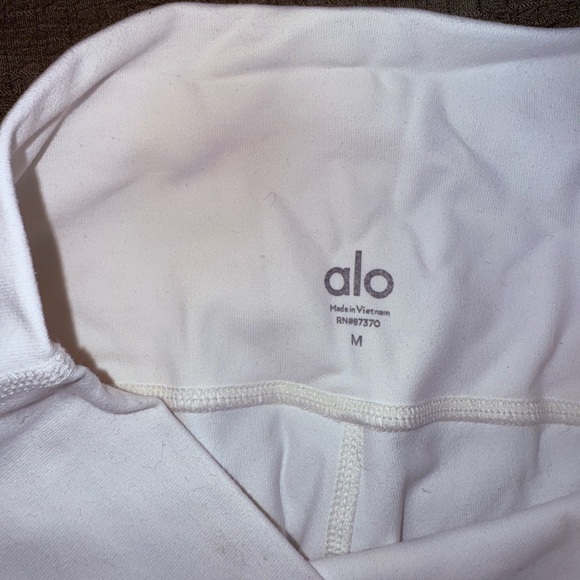 Women’s Alo Hoodie/Leggings Set - Picture 7 of 9